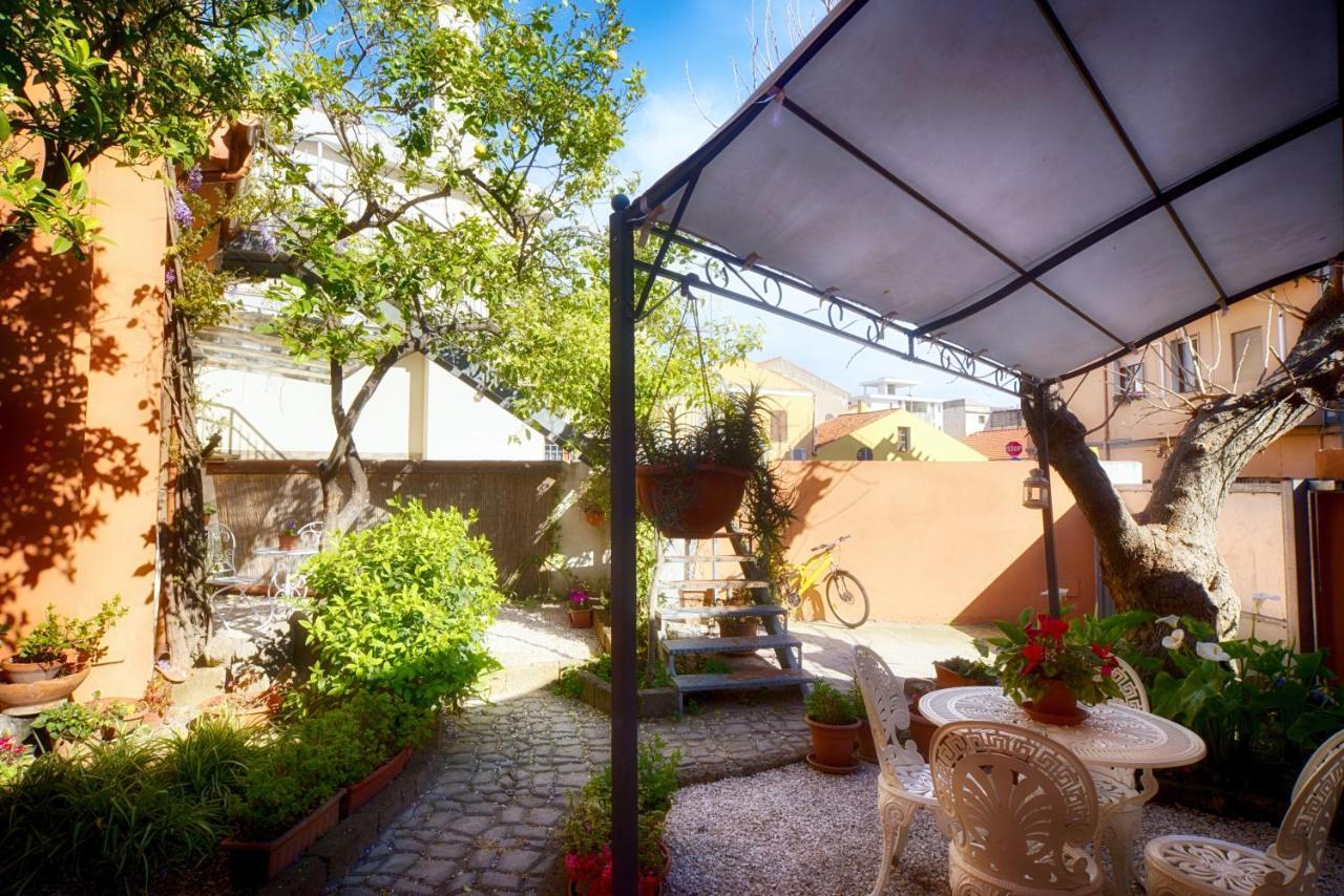 ホテル Casa Satta 1925 オルビア エクステリア 写真