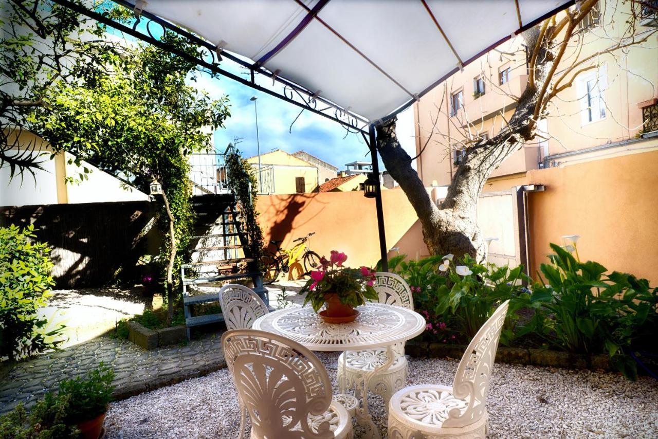 ホテル Casa Satta 1925 オルビア エクステリア 写真