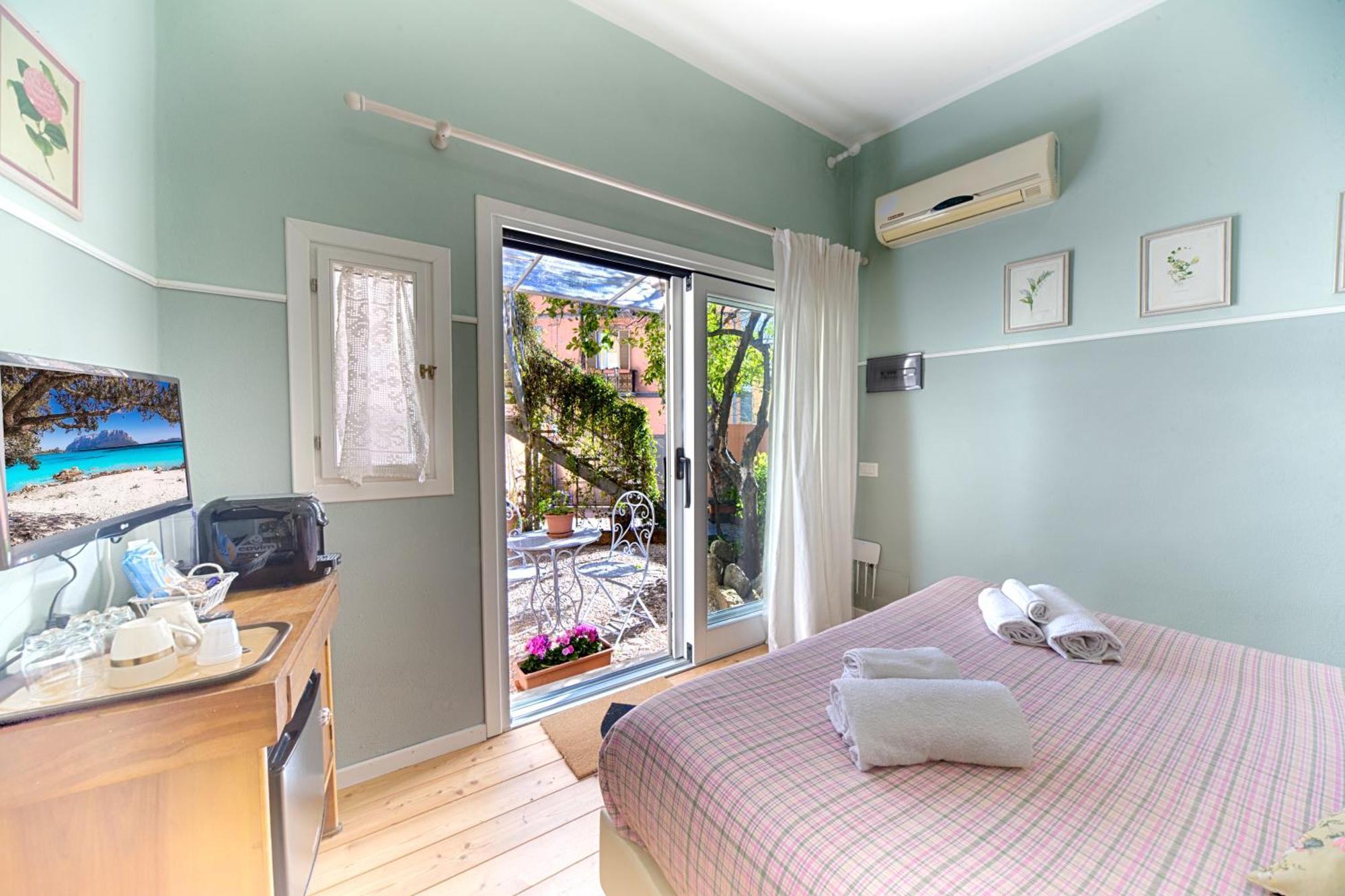 ホテル Casa Satta 1925 オルビア 部屋 写真